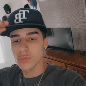 Meet your Posher, Dylan